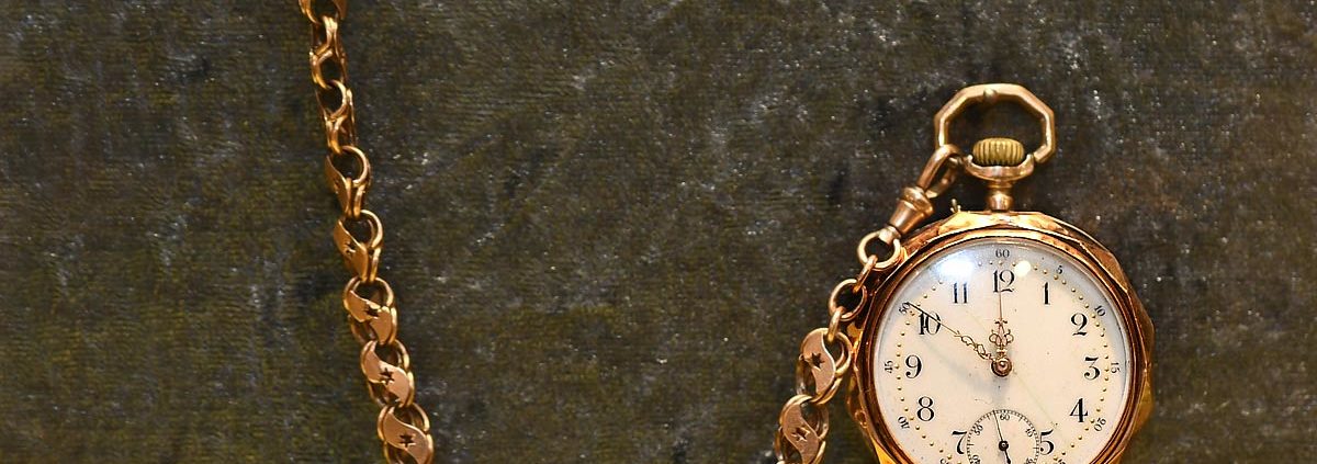 hoofdonderwijzer Draad Prominent Gouden horloge met ketting - Keatsmuseum