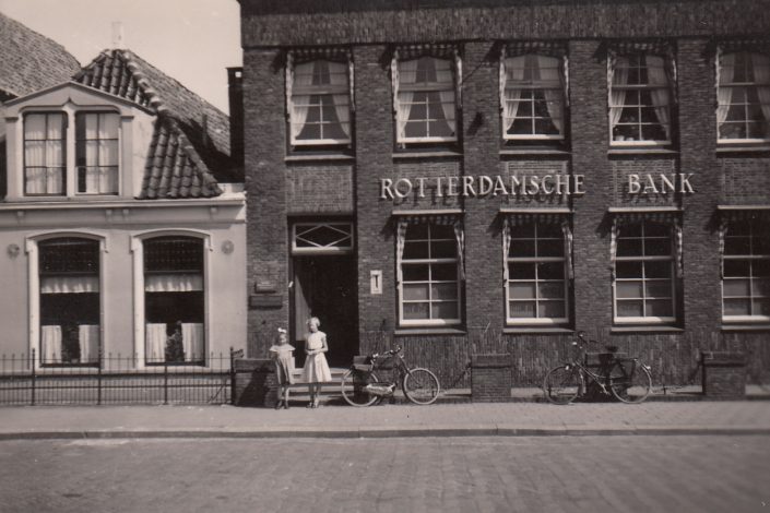 Rotterdamsche Bank Franeker Exterieur 1955